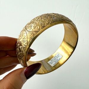 Vintage 90s Etched Brass Bangle Bracelet